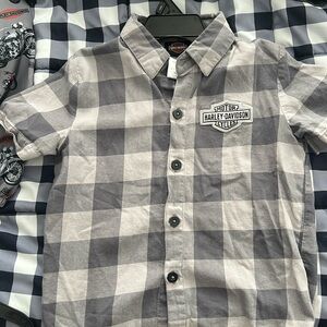 Like new Harley Davidson button down shirt – short sleeve